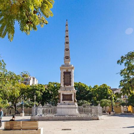 شقة Mitjana Plaza Malaga Center المظهر الخارجي الصورة