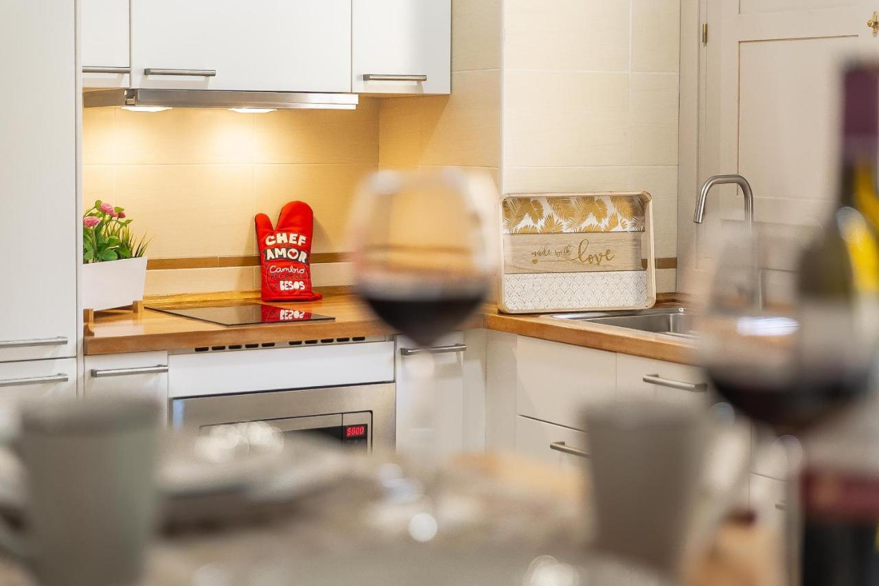 Central Malaga Apartment At Mitjana Plaza المظهر الخارجي الصورة