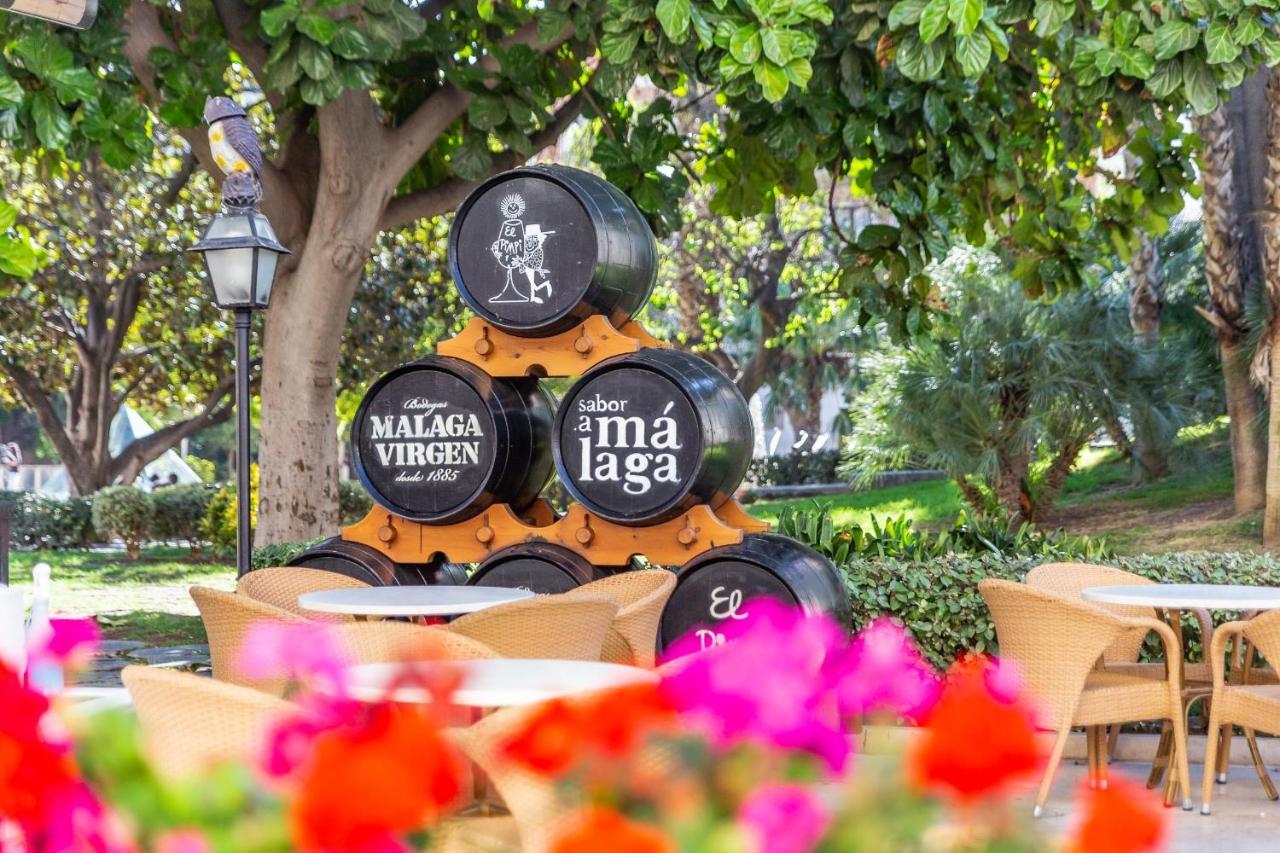 Central Malaga Apartment At Mitjana Plaza المظهر الخارجي الصورة