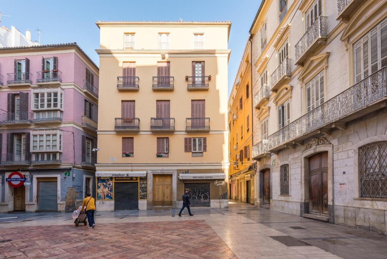 شقة Mitjana Plaza Malaga Center المظهر الخارجي الصورة